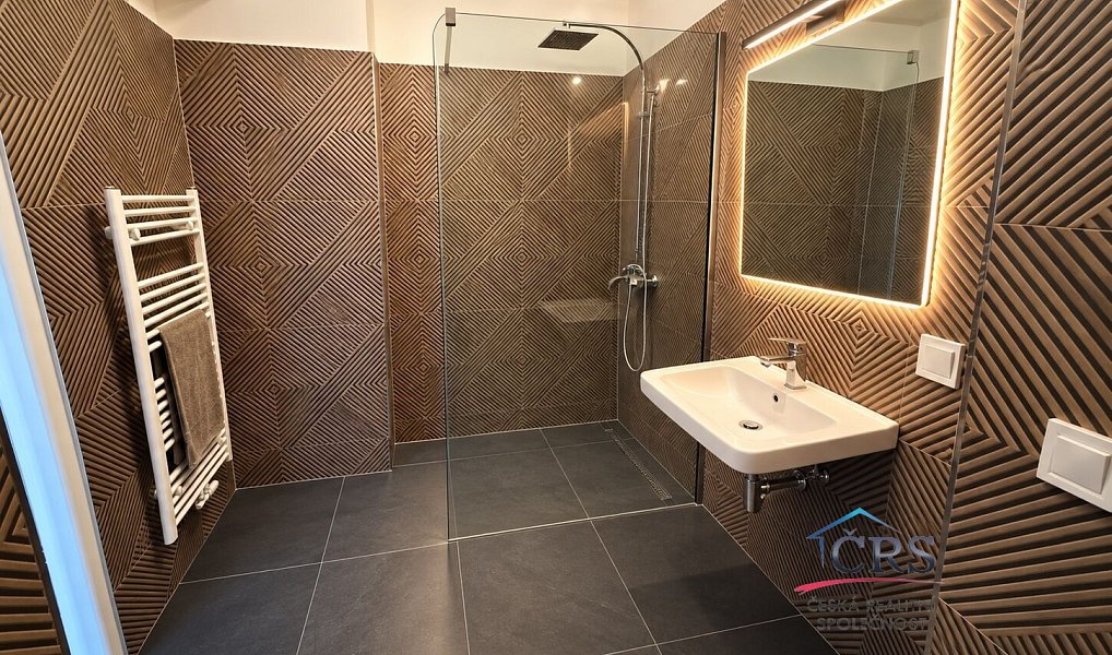 Pronájem bytu 3+kk 76 m², Praha – náhled fotky 7