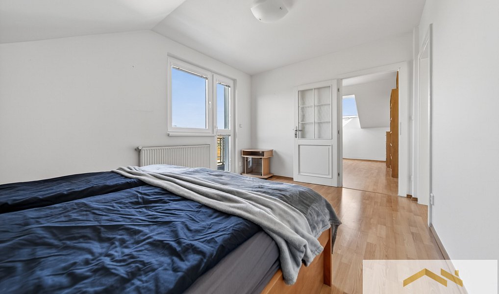 Pronájem bytu 3+kk 100 m², Praha – náhled fotky 10