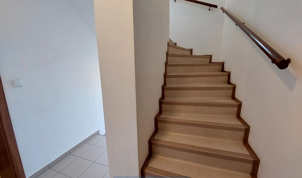 Prodej domu 348 m² s pozemkem 432 m², Krnov – náhled fotky 11