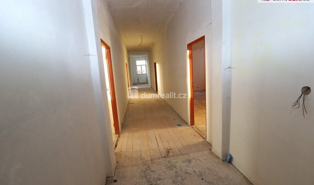 Prodej ubytovacího objektu 2 000 m², Aš – náhled fotky 21