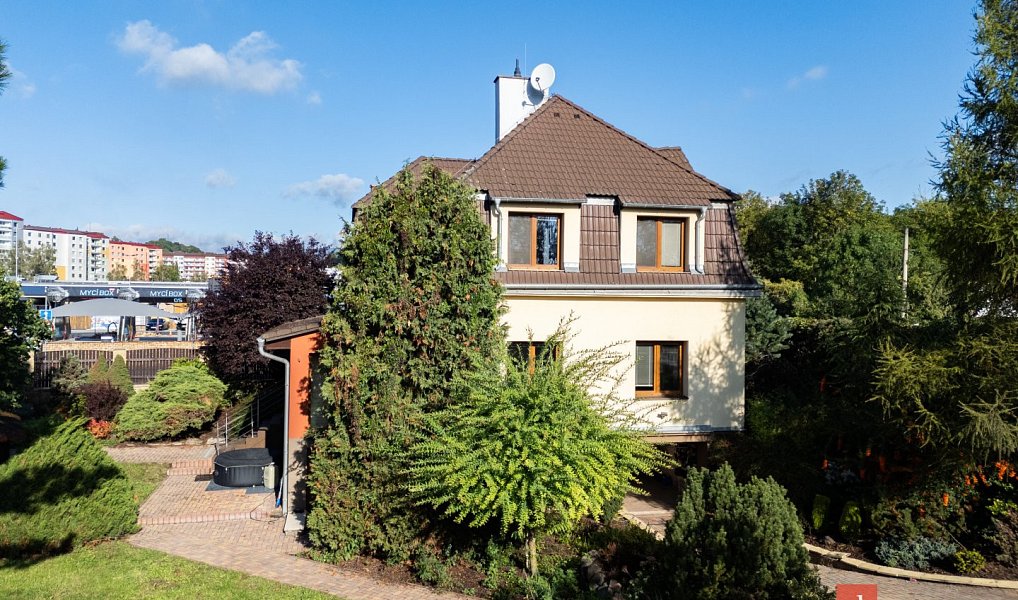 Prodej domu 160 m² s pozemkem 1 423 m², Teplice – náhled fotky 4