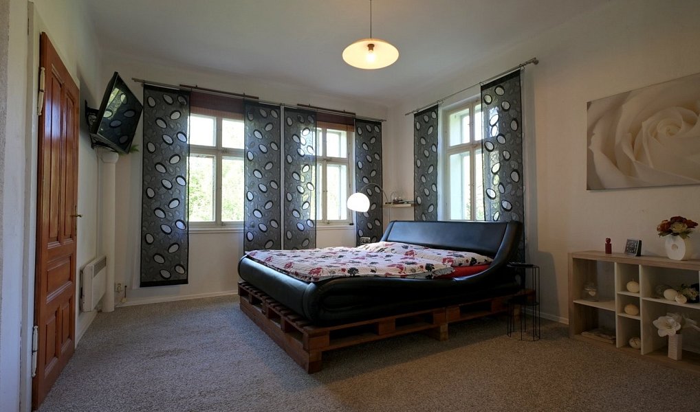 Prodej domu 239 m² s pozemkem 2 100 m², Vrchlabí – náhled fotky 9