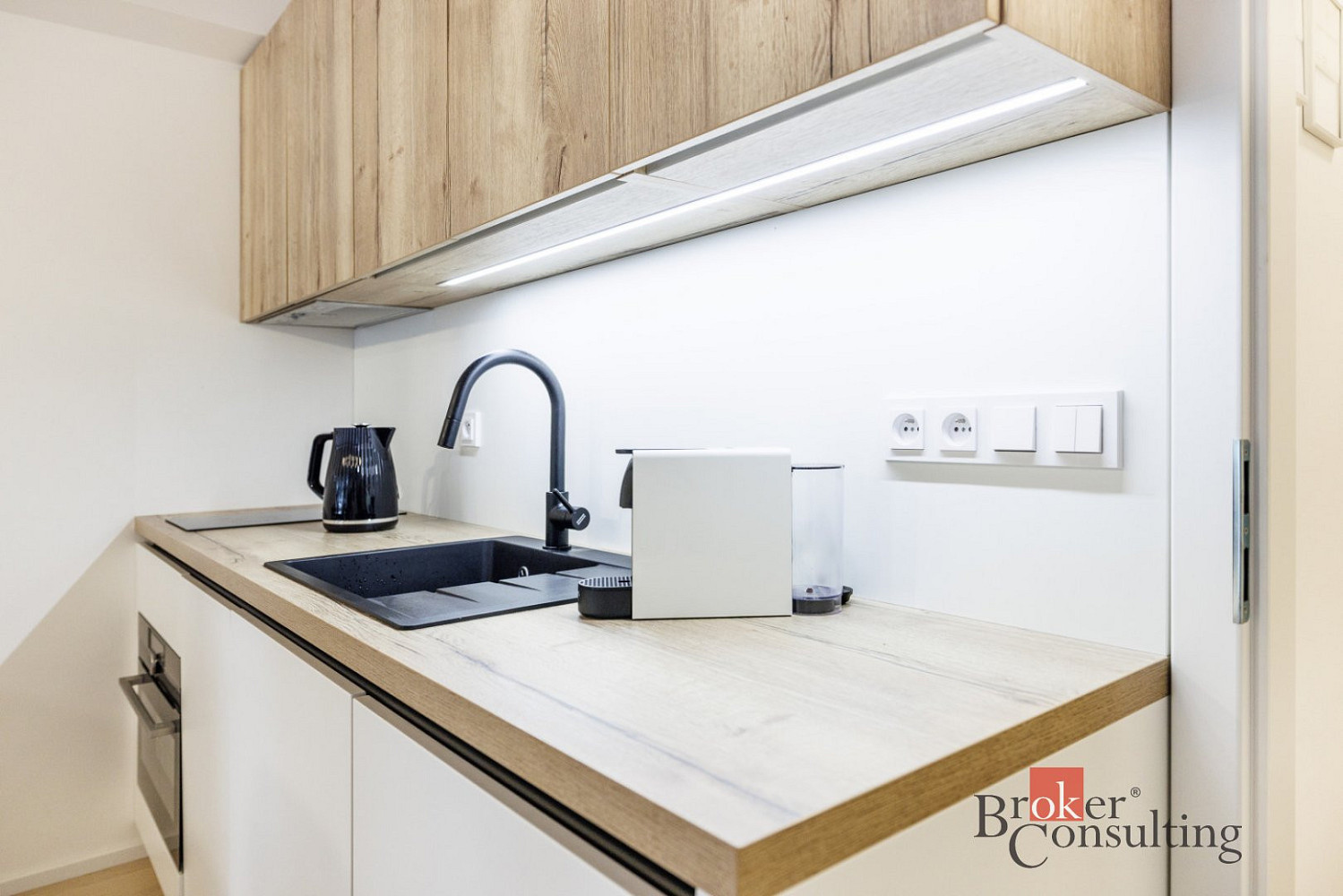 Prodej bytu 1+kk 32 m² – fotografie 2