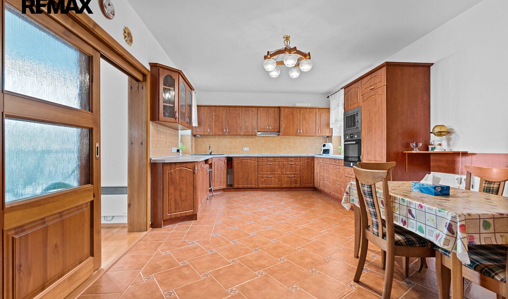 Prodej skladovacích prostor 1 050 m², Slatina – náhled fotky 5