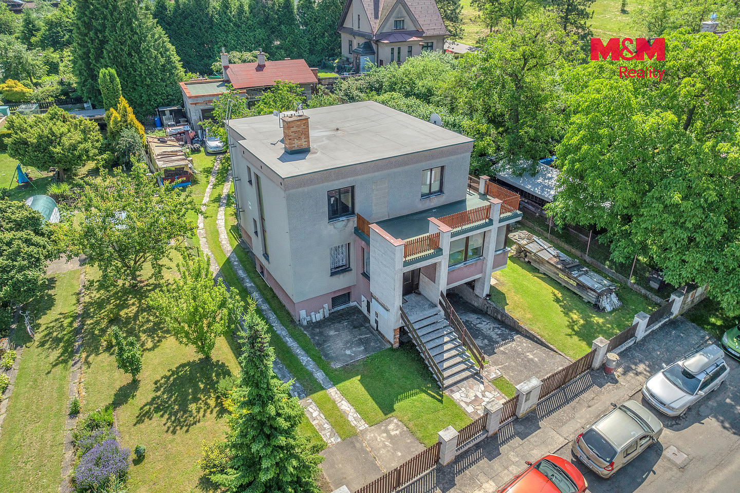Prodej domu 179 m² s pozemkem 896 m² — photo 2