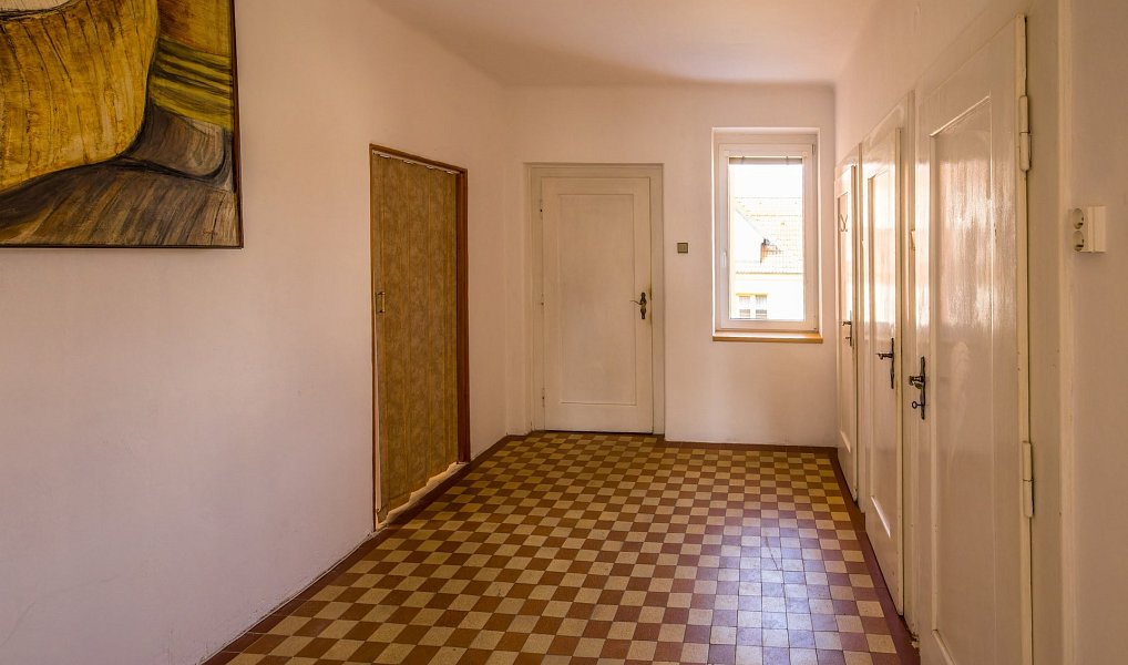 Prodej domu 216 m² s pozemkem 1 311 m², Bechyně – náhled fotky 7