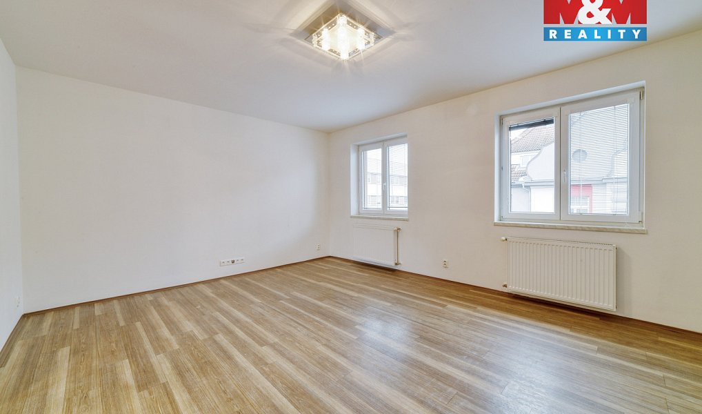 Prodej bytu 4+1 199 m², Cheb – náhled fotky 6
