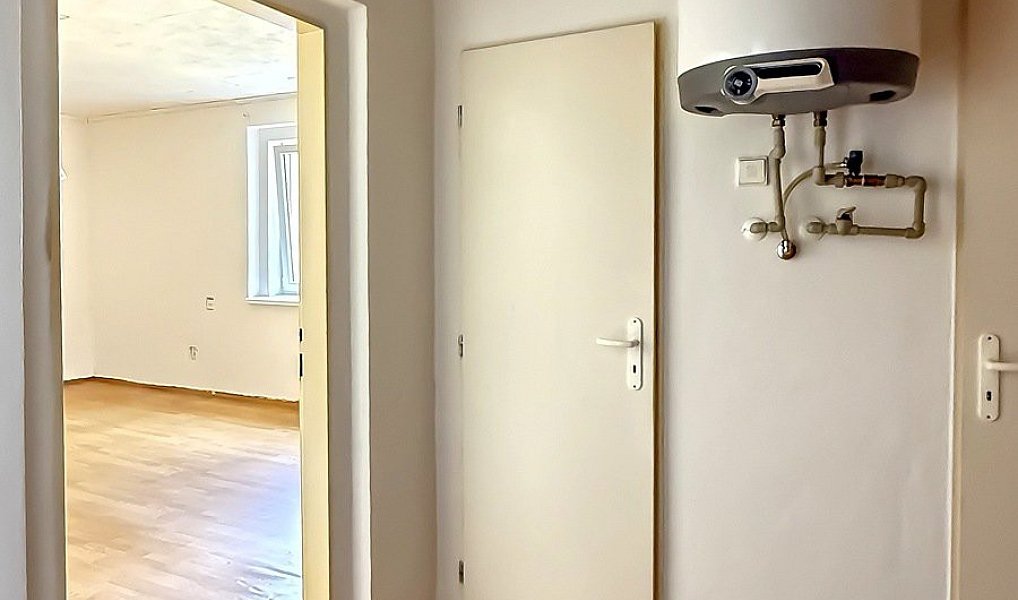 Prodej bytu 1+kk 34 m², Louny – náhled fotky 12