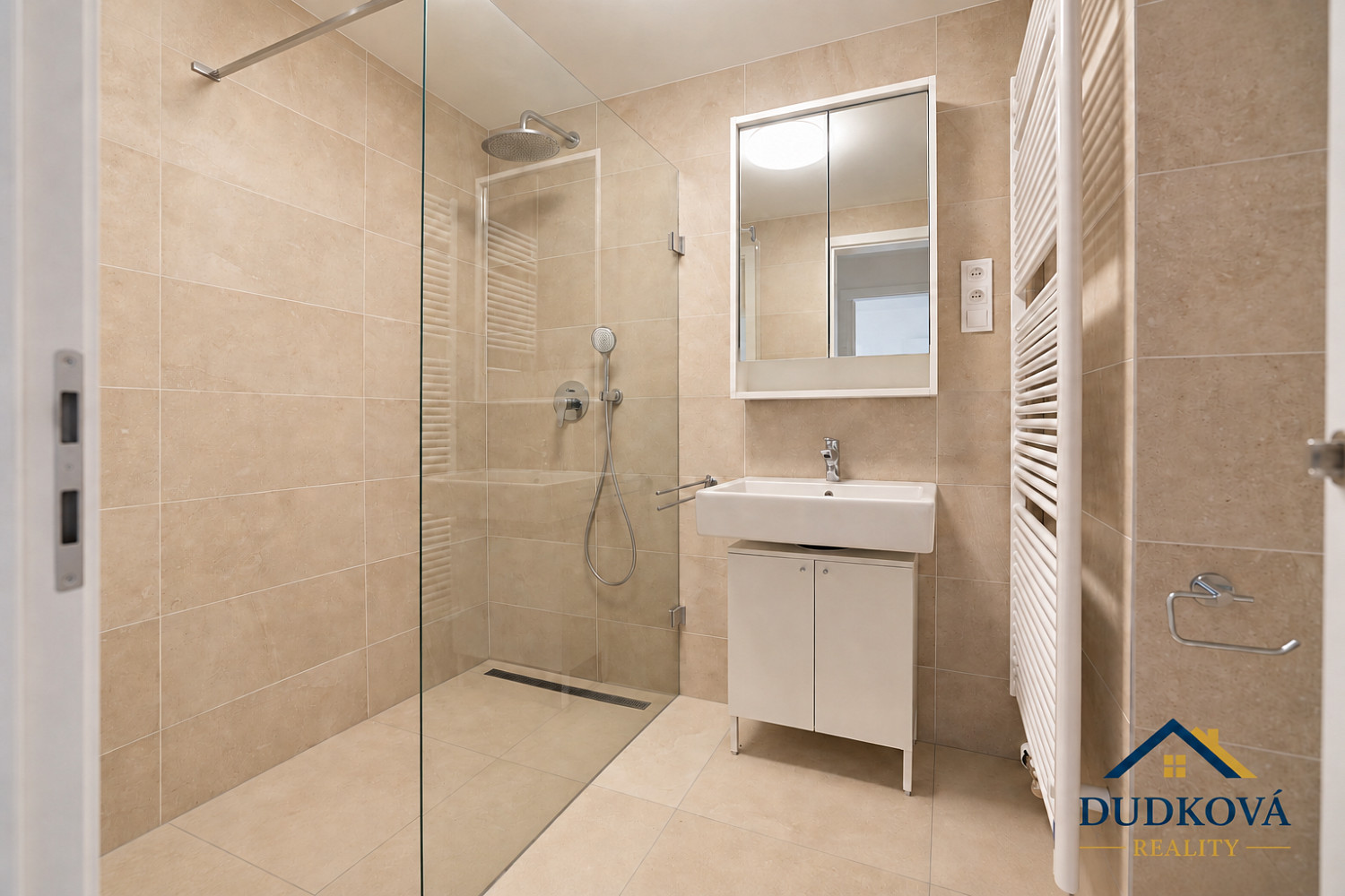 Pronájem bytu 2+kk 56 m² – fotografie 5