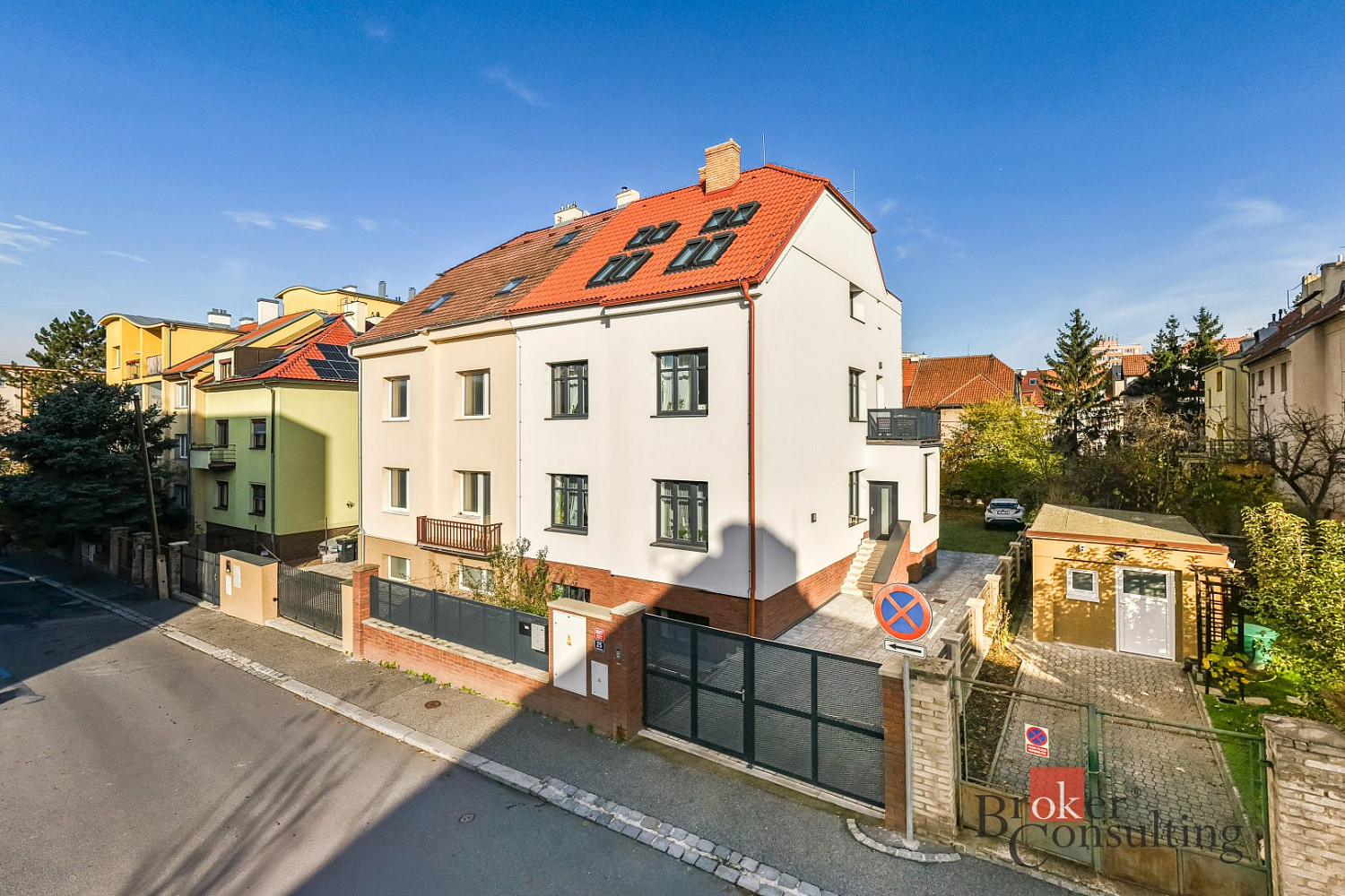 Prodej domu 291 m² s pozemkem 456 m²