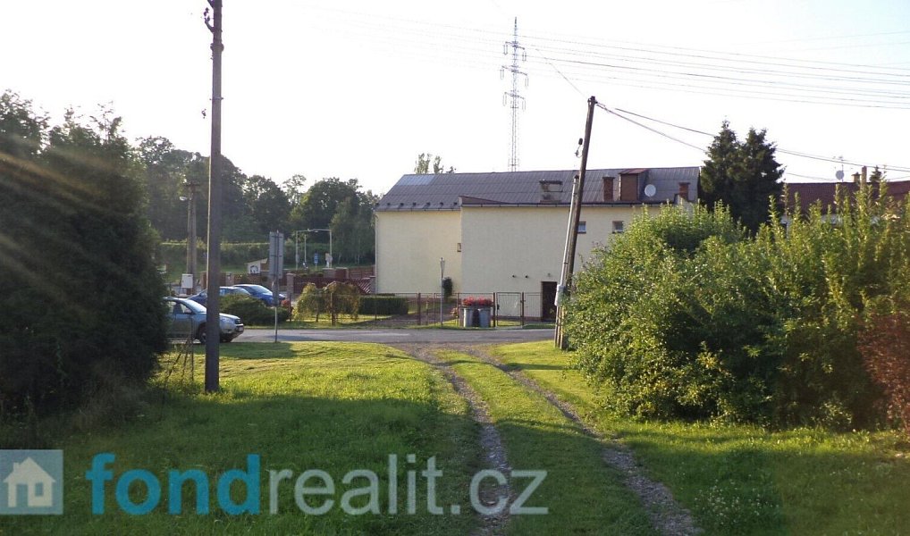 Prodej pozemku 375 m², Ropice – náhled fotky 3