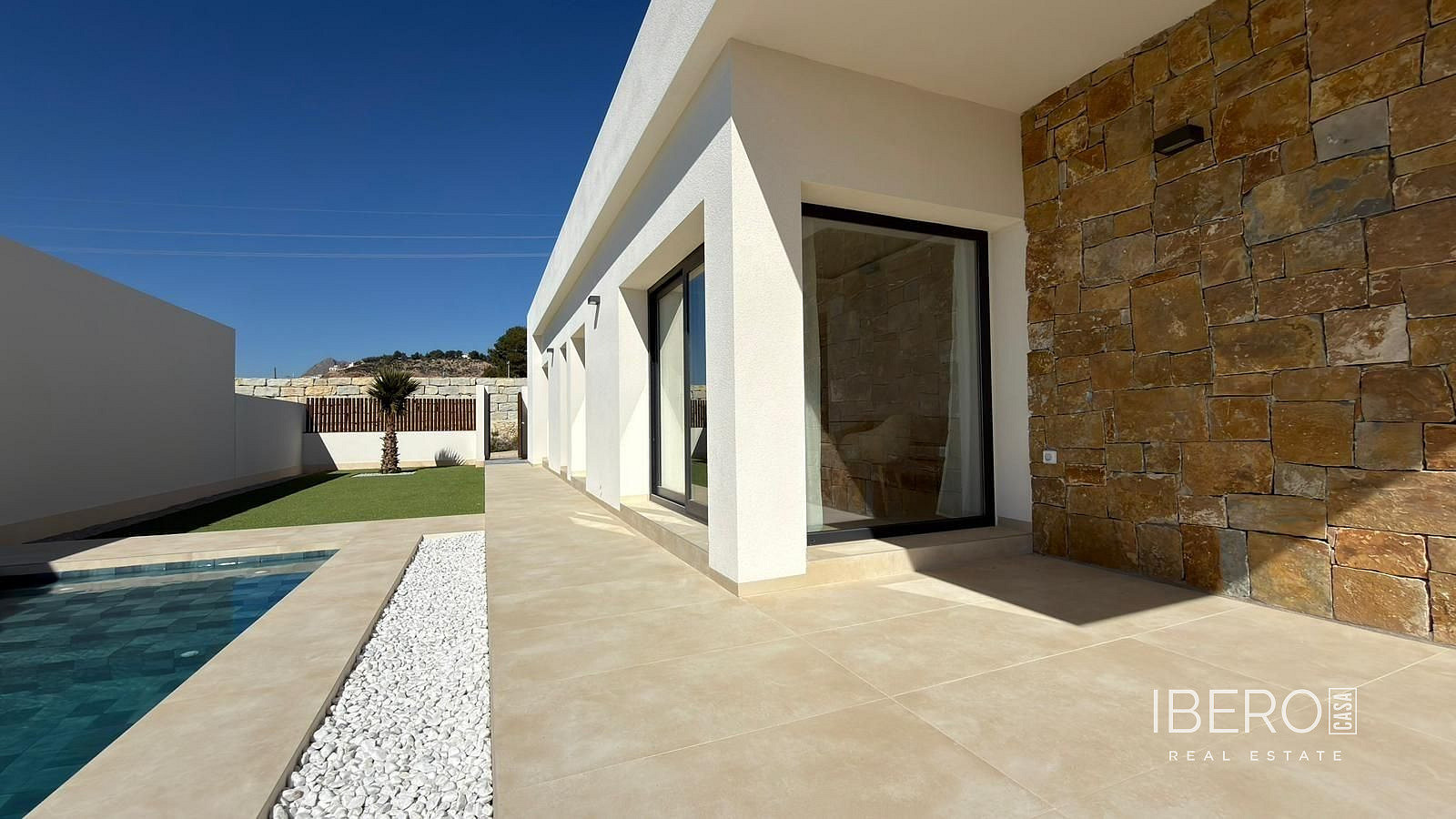Prodej domu 107 m² s pozemkem 300 m² — photo 3