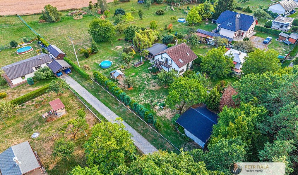 Prodej stavebního pozemku 1 000 m², Čisovice – náhled fotky 8