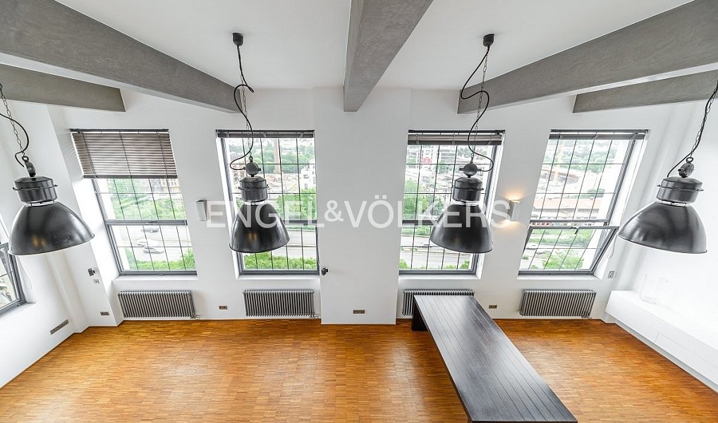 Pronájem bytu atypického 98 m², Praha – náhled fotky 8