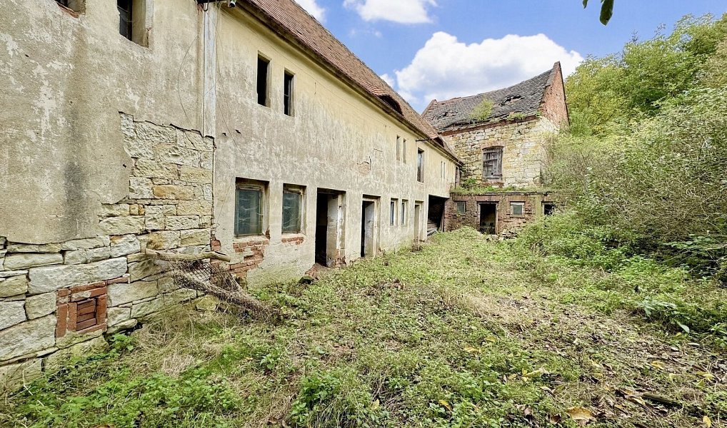 Prodej stavebního pozemku 889 m², Holedeč – náhled fotky 5