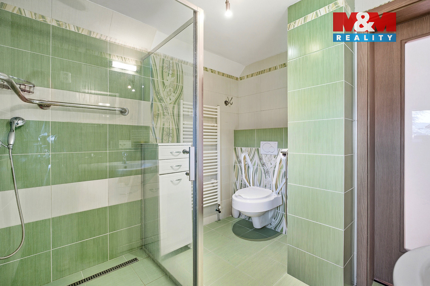 Prodej domu 130 m² s pozemkem 816 m² — photo 2