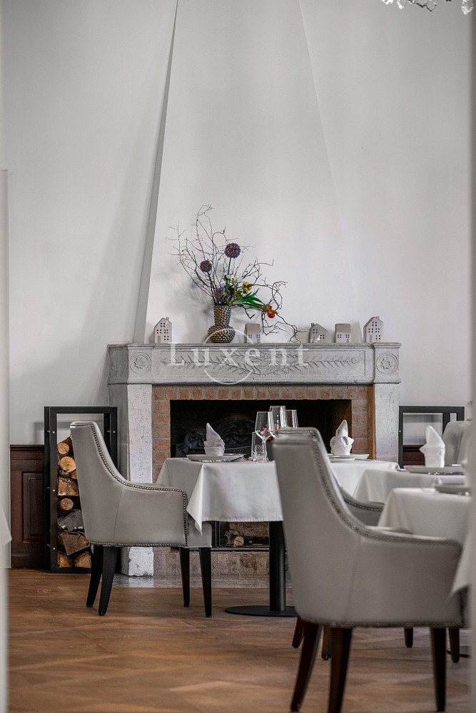 Prodej domu 1 585 m² s pozemkem 6 505 m² — photo 3
