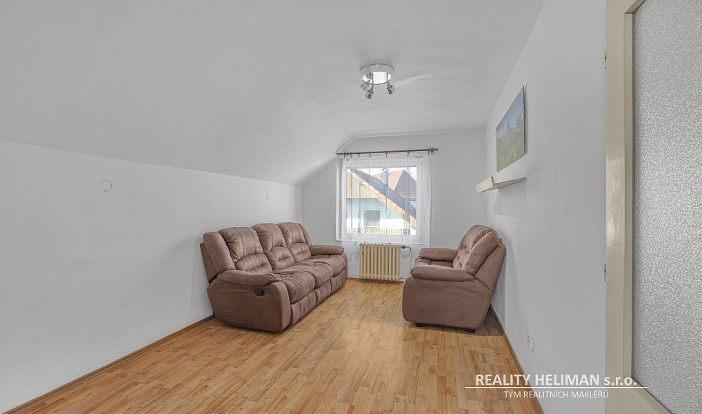 Prodej domu 293 m² s pozemkem 775 m², Líbeznice – náhled fotky 19