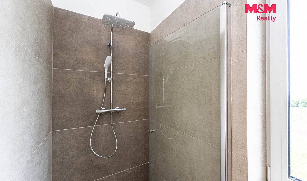 Prodej domu 248 m² s pozemkem 1 542 m², Žižice – náhled fotky 9