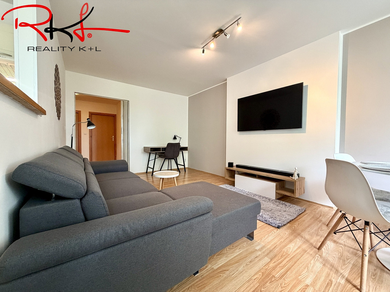 Pronájem bytu 3+kk 70 m² – fotografie 4