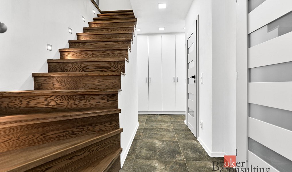 Prodej domu 112 m² s pozemkem 306 m², Kraslice – náhled fotky 11