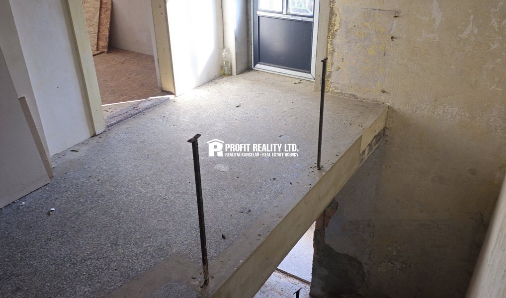 Prodej domu 166 m² s pozemkem 1 265 m², Kounov – náhled fotky 14