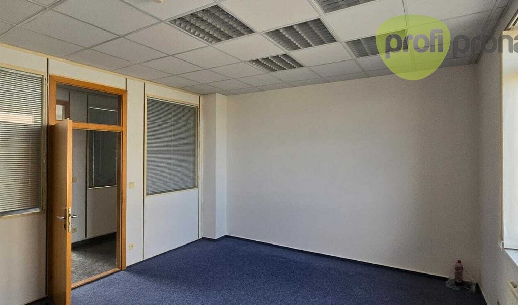 Pronájem kanceláře 21 m², Vyškov – náhled fotky 4