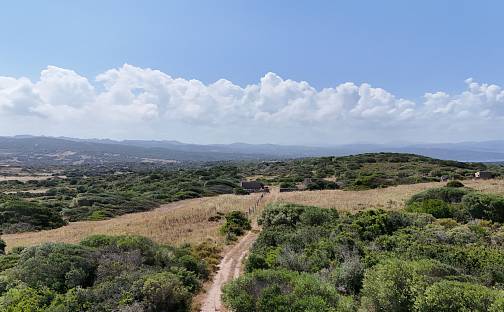 Prodej pole 81 812 m², Santa Teresa Gallura, Sardinie, Itálie