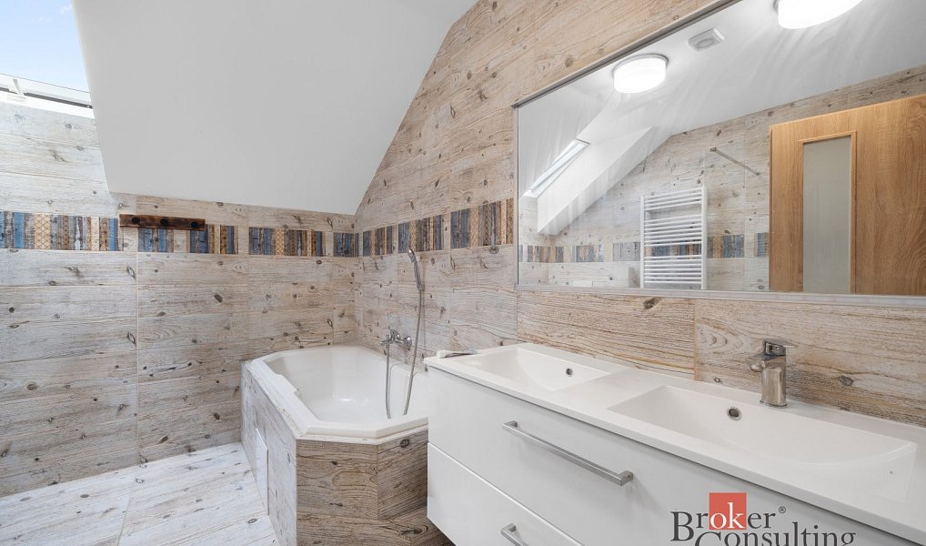 Prodej domu 178 m² s pozemkem 1 562 m², Pozořice – náhled fotky 23