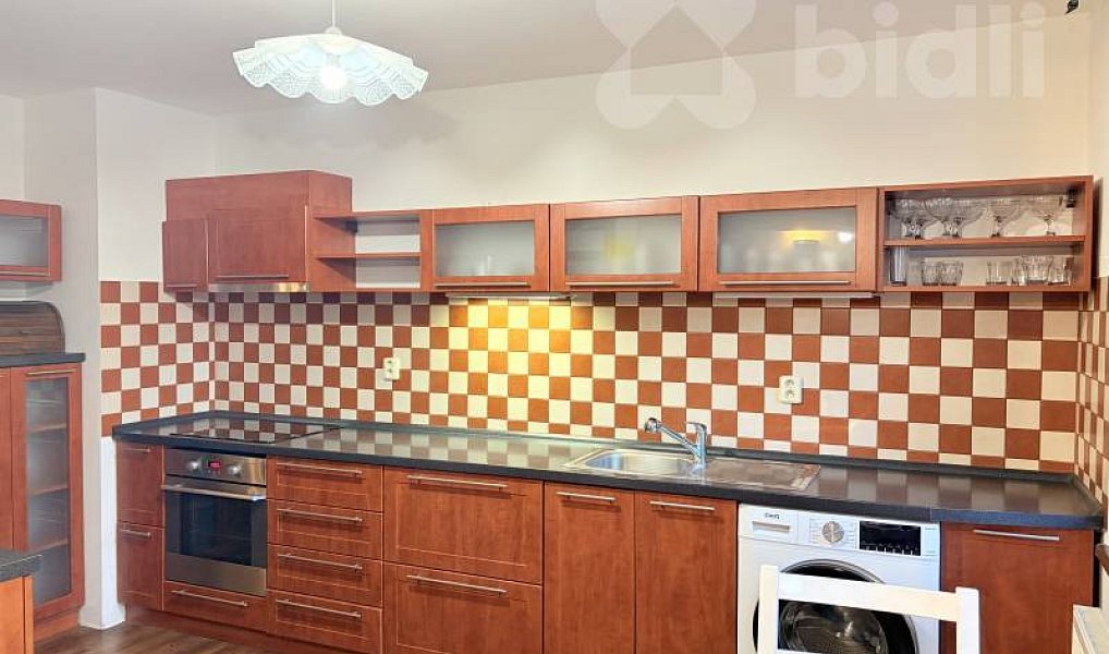 Pronájem bytu 4+1 100 m², Černošice – náhled fotky 2