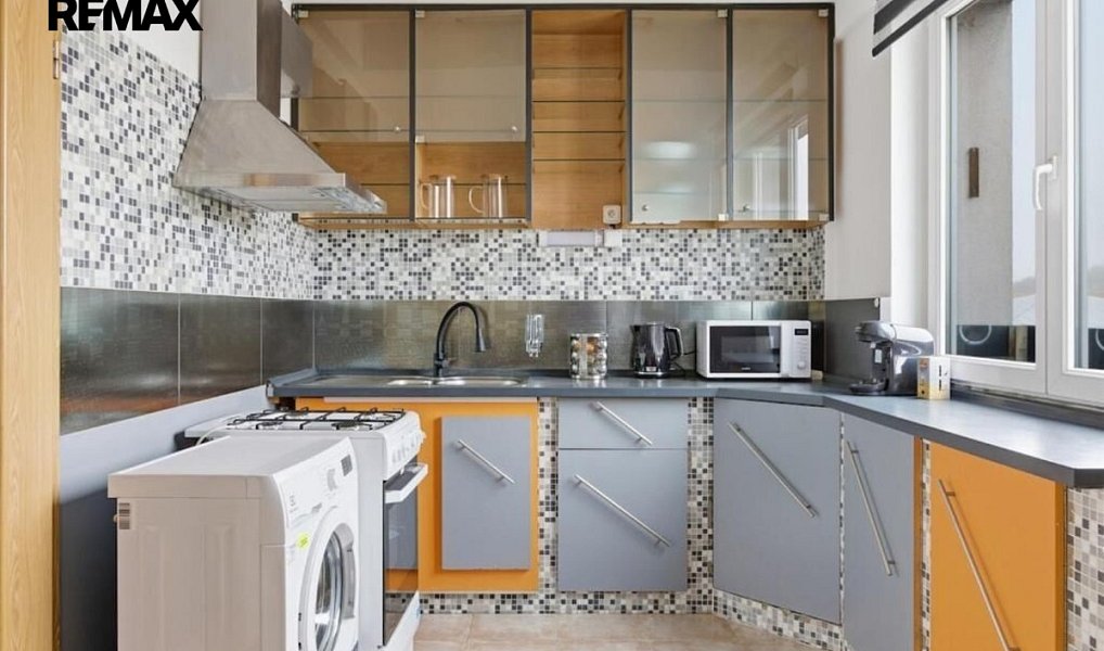 Prodej bytu 2+kk 86 m², Karlovy Vary – náhled fotky 3