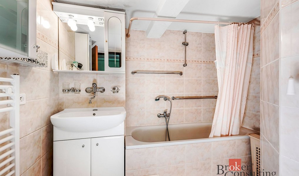 Prodej domu 310 m² s pozemkem 3 789 m², Lázně Libverda – náhled fotky 11