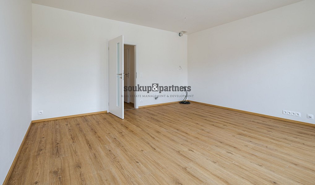 Prodej bytu 1+kk 37 m², Kladno – náhled fotky 3