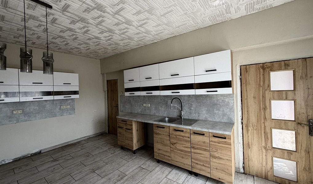 Prodej domu 160 m² s pozemkem 1 444 m², Měník – náhled fotky 3