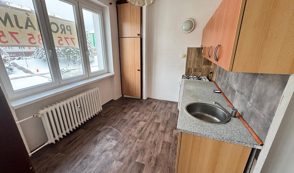 Pronájem bytu 2+1 58 m², Habartov – náhled fotky 2