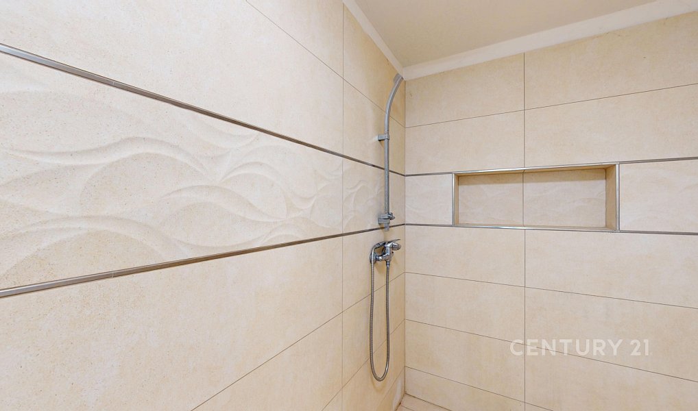 Prodej domu 319 m² s pozemkem 1 499 m², Ivaň – náhled fotky 10
