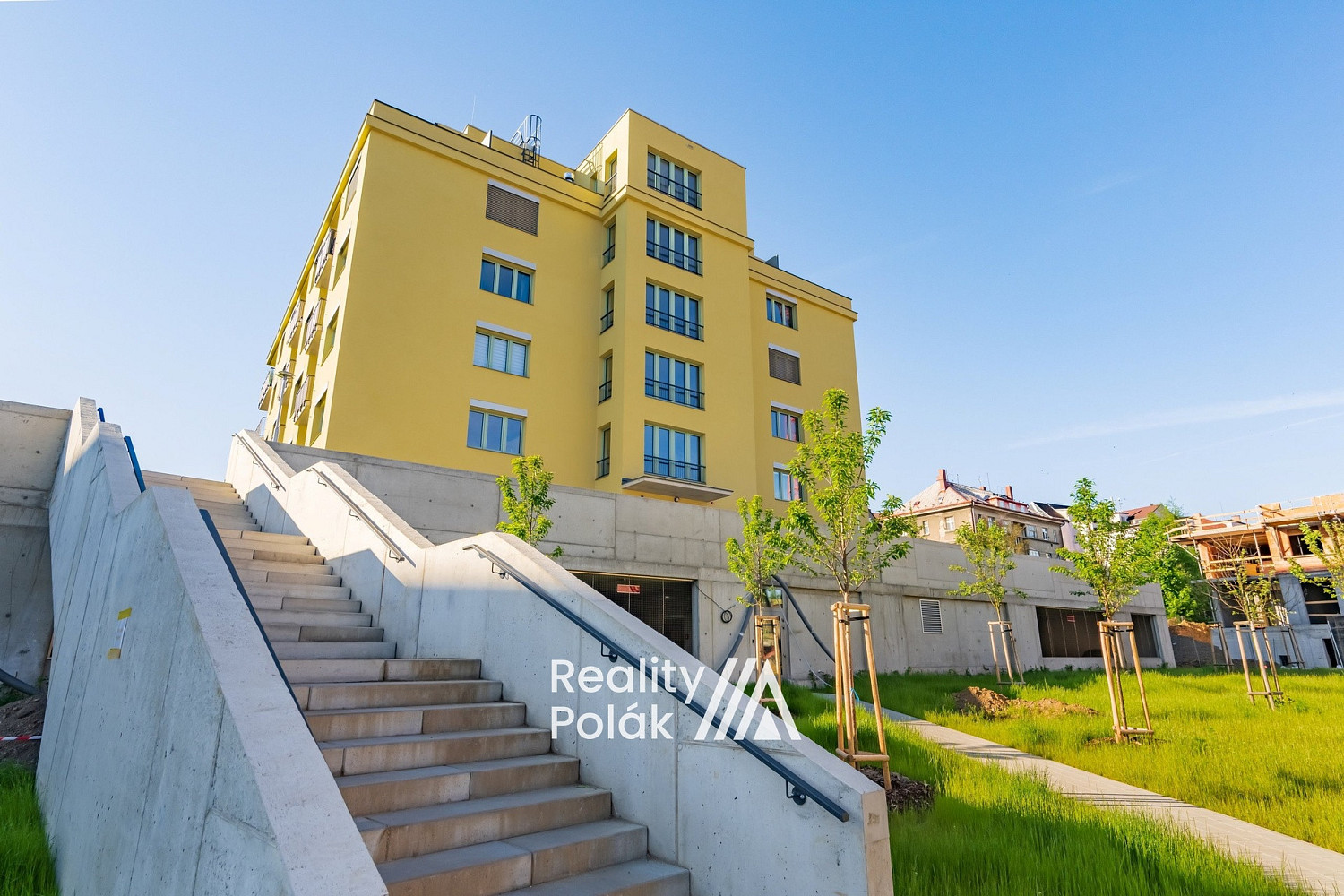 Pronájem bytu 1+kk 37 m²