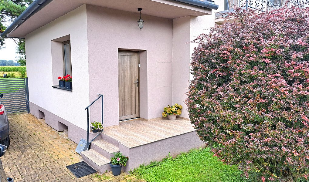 Prodej domu 200 m² s pozemkem 963 m², Břest – náhled fotky 21