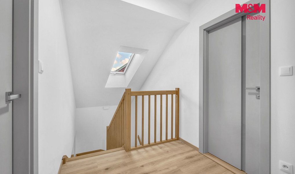 Prodej domu 134 m² s pozemkem 131 m², Polička – náhled fotky 19