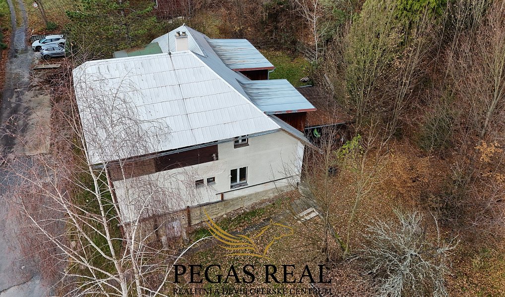 Prodej nájemního domu, činžáku 4 963 m², Rožnov pod Radhoštěm – náhled fotky 11