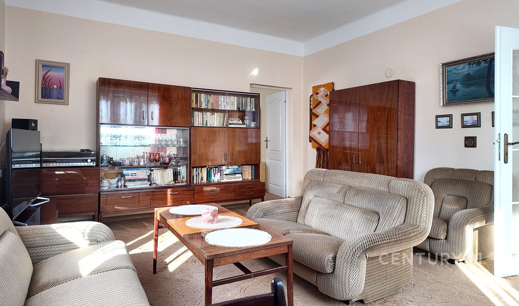 Prodej domu 101 m² s pozemkem 732 m², Benešov – náhled fotky 3