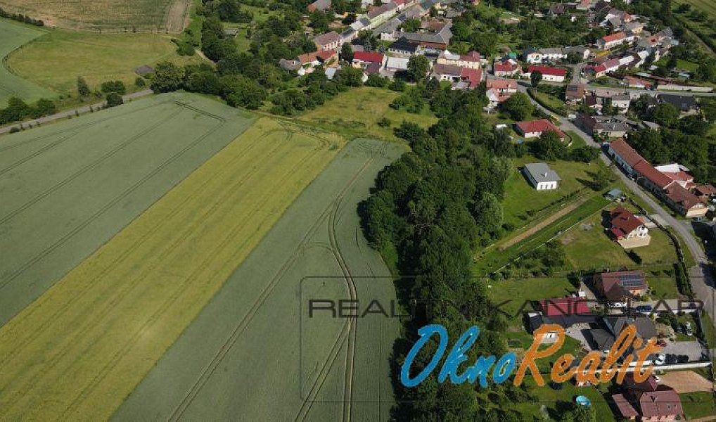 Prodej stavebního pozemku 463 m², Čechy – náhled fotky 4