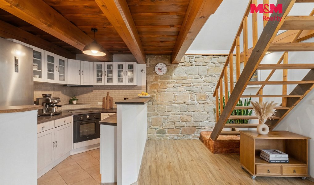 Prodej domu 380 m² s pozemkem 17 352 m², Jarpice – náhled fotky 11
