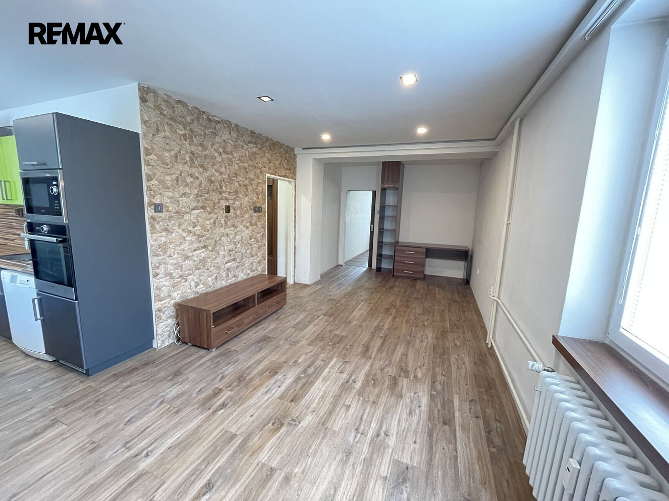 Pronájem bytu 2+1 50 m² – fotografie 4
