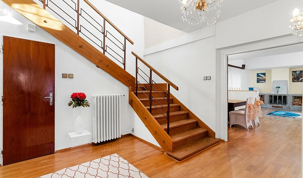 Prodej domu 210 m² s pozemkem 1 507 m², Svojetice – náhled fotky 20