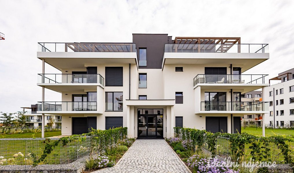 Pronájem bytu 2+kk 52 m², Praha – náhled fotky 14