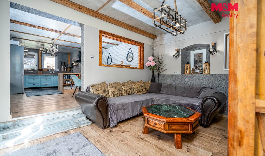 Prodej domu 139 m² s pozemkem 944 m², Kolešovice – náhled fotky 2