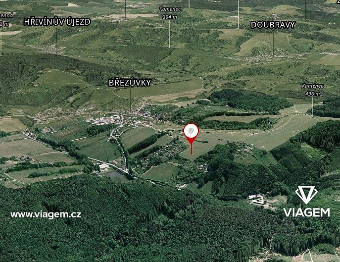 Pole 1 900 m² – pohled 2