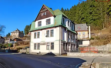 Prodej domu 250 m² s pozemkem 1 221 m², Janov nad Nisou, okres Jablonec nad Nisou