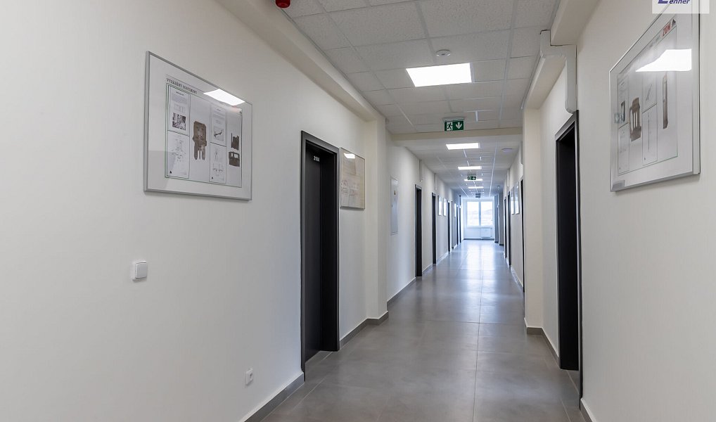 Pronájem kanceláře 60 m², Příbram – náhled fotky 3